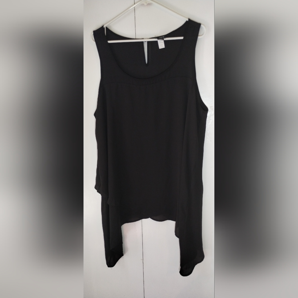 Torrid Loose Sleeveless Blouse, Size (2) Black Color